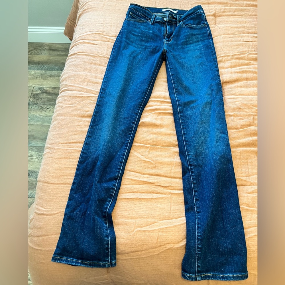 Levi’s straight jeans